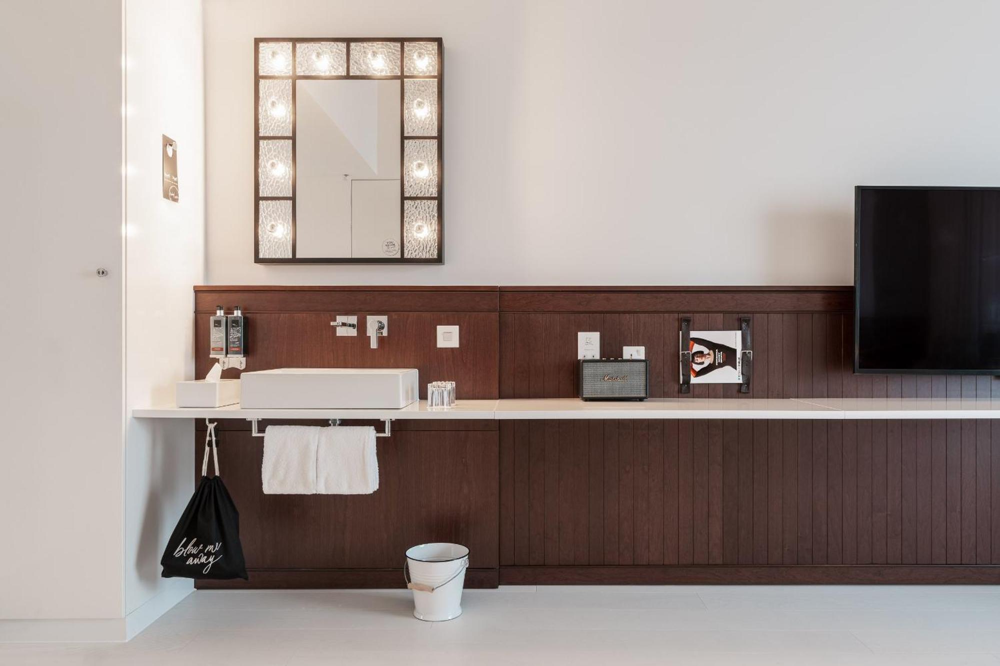 Ruby Molly Hotel Dublin By Ihg — Bilder 1